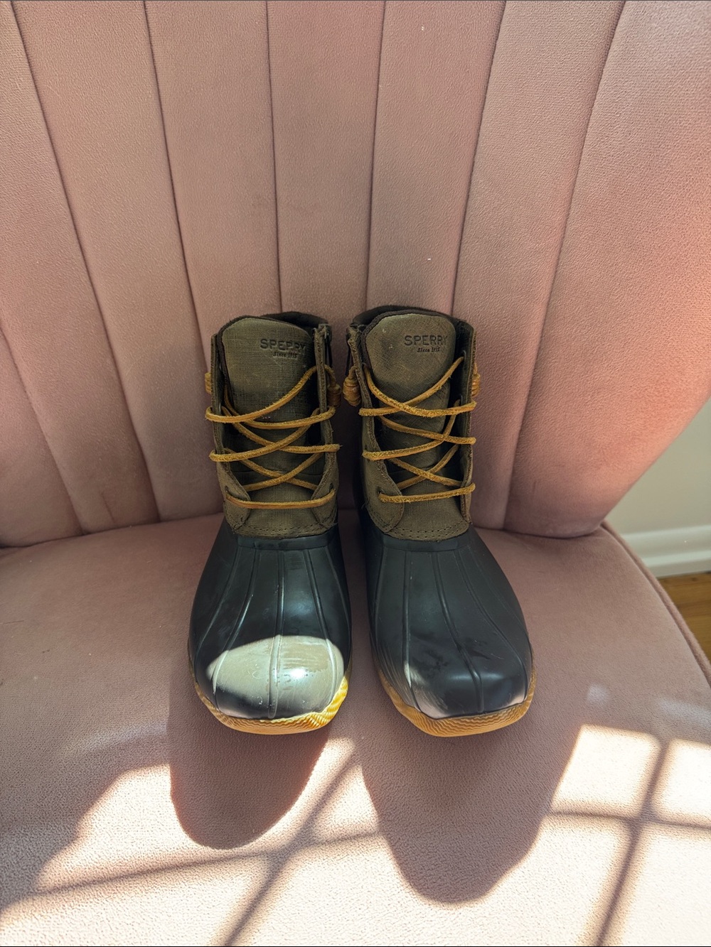 Sperry Women’s Black and Brown Lace-Up Duck Boots